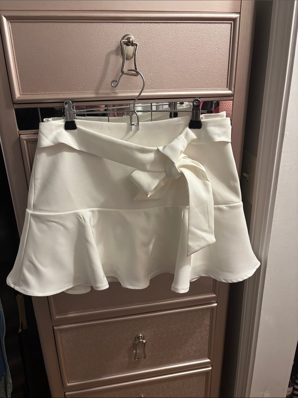 Endless Rose White Tie-Front Flounce Mini Skirt